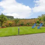 Holiday home Orchard - Uk30524